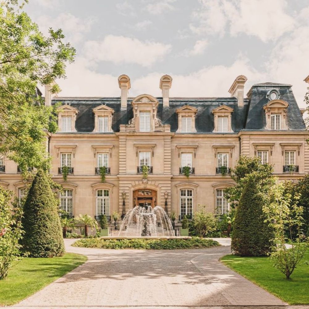 Saint James, Paris